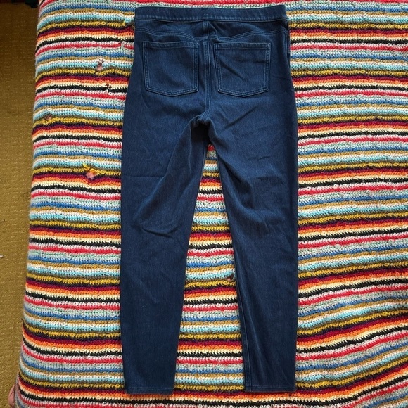 Spanx Jean-ish Ankle Leggings Dark Wash size large - Picture 7 of 8